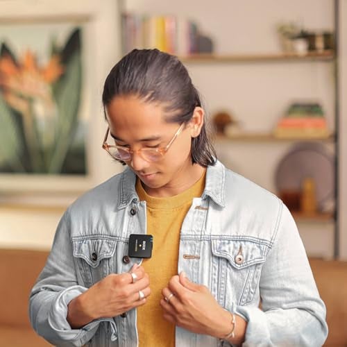 RODE RØDE Wireless GO II TX Ultra-compact Wireless Transmitter with Built-in Microphone, On-board Recording and up to 200m Range for Filmmaking, Interviews and Content Creation (Transmitter Only) - Image 2
