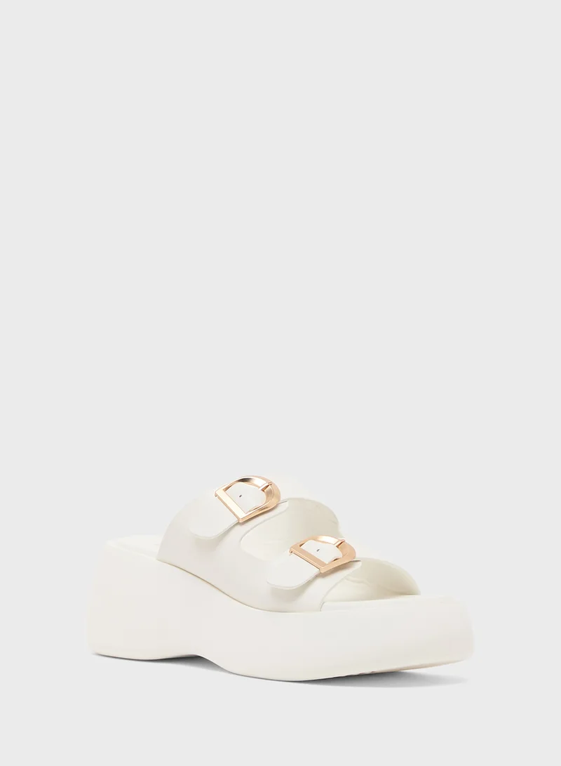 OZZO Flat Sandals