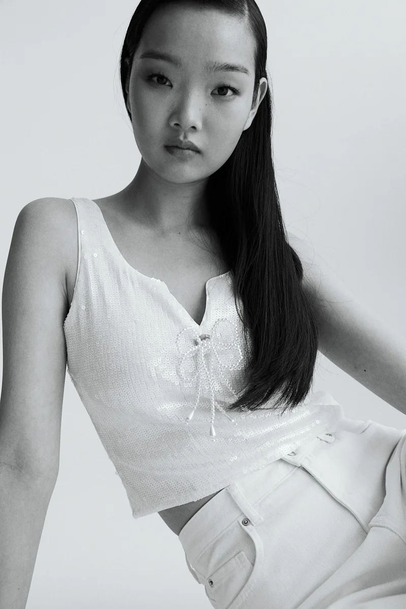 اتش اند ام Bow-Detail Sequined Top