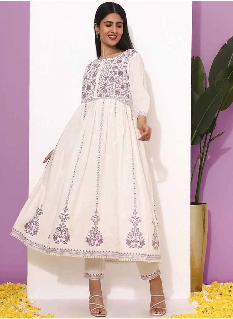ISHIN - White Kurta Set Straight Fit 3/4 Sleeve Sleeve made from Cotton featuring Self Design design and Round Neck neckline - Perfect for Ethinic! - Image 1
