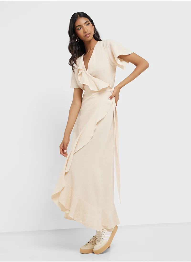 جينجر Flounce Sleeve Wrap Dress With Slit