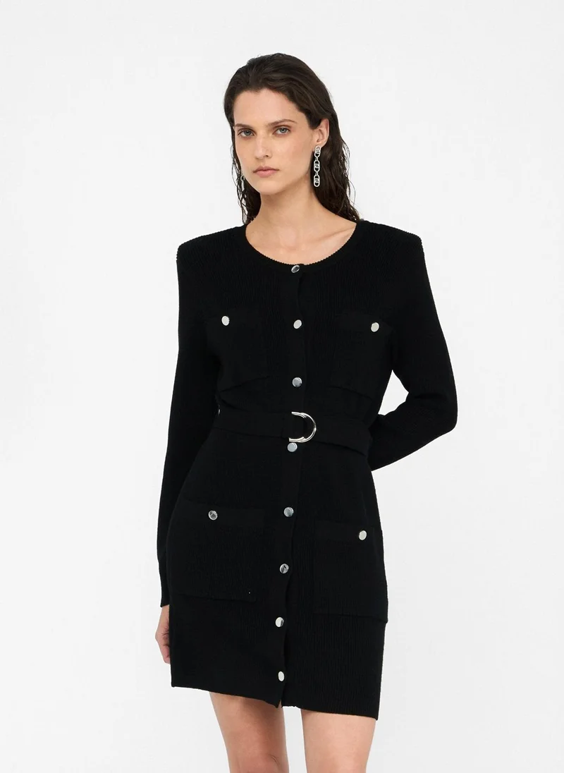 ليو جو فستان محبوك بكتف مبطن