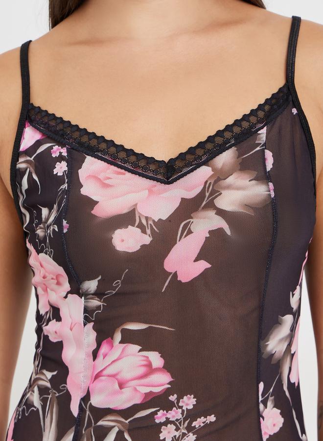 ستايلي بيبي دول بطبعة زهور وحافة كشكش مع سروال داخلي - Image 3