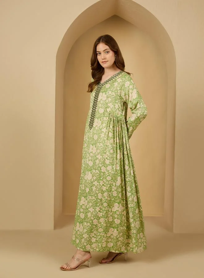 Amirah Amirah Floral Print Lace Detail Pleated Jalabiya