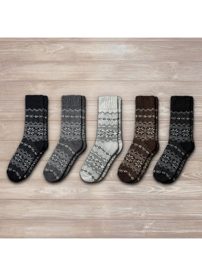 زوج من شربات شتوي للجنسين متعددة الألوان – خامة قطن ناعمة ومريحة – تصميمات عصرية بنقوش أنيقة – مناسبة للرجال والسيدات – دافئة ومثالية للاستخدام اليومي والخروج – ثبات لون وجودة عالية - Image 2