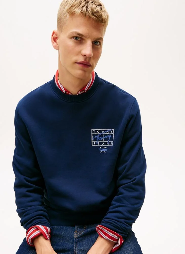 TOMMY JEANS  Regular Entry Dna Play Sweatshirt for Men | Best Price UAE