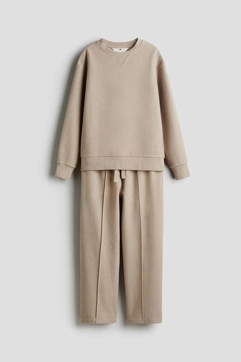 اتش اند ام طقم من نسيج سويت شيرت بملمس بارز - عبوة من قطعتين