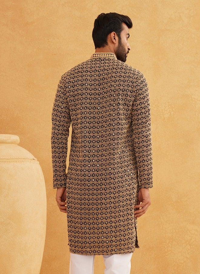 Sojanya Geometric Embroidered Cotton Kurta for Men - Image 4