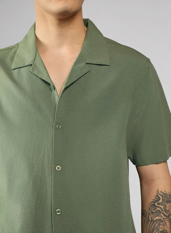 Dennis Lingo Solid Casual Shirt with Button Placket by Styli