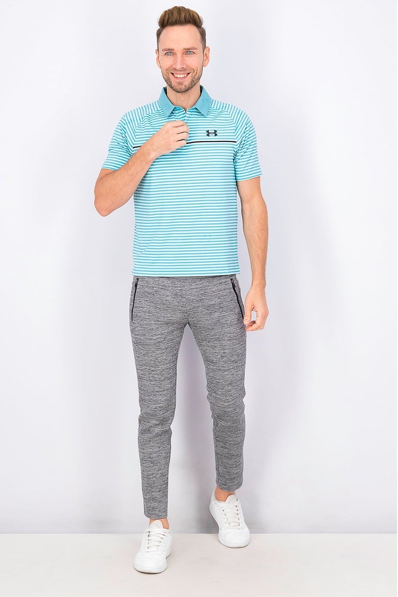 UNDER ARMOUR قميص بولو قصير الأكمام للرجال بتصميم عادي مع خطوط، تركواز - Image 2