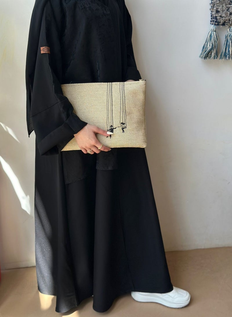 burlap Pouch with embroidered graphics, suitable for iPad and books, with an exclusive and luxurious design - Image 2