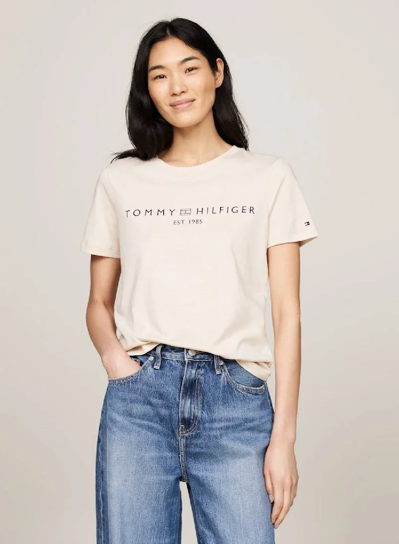 TOMMY HILFIGER Women's Curve Signature Logo Flag T-Shirt -  Pure cotton jersey, Beige