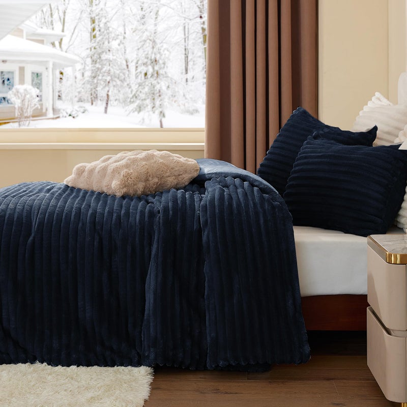 BEDELITE Fleece Queen Comforter Set -Super Soft & Warm Fluffy Navy Blue Bedding, Luxury Fuzzy Heavy Bed Set for Winter with 2 Pillow Cases - Image 4