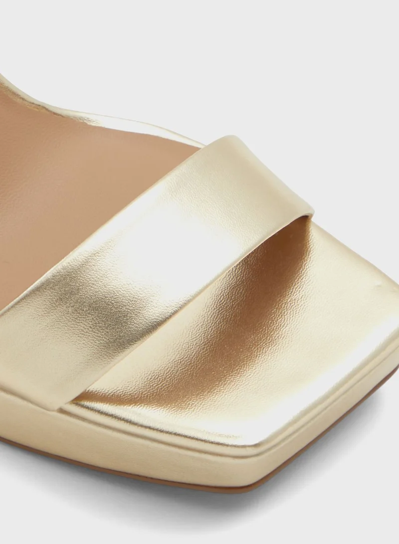 CALL IT SPRING Dreaming Sandals