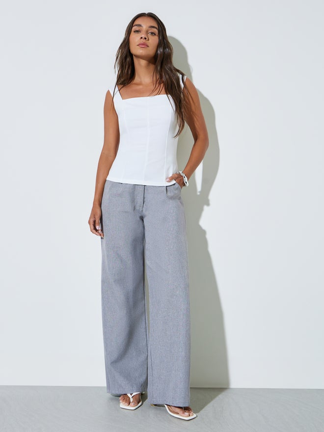 Styli Off White Sleeveless Knit Top With Square Neck - Image 2