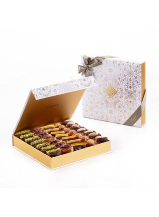Ramadan Hiba Gift Set Medium Premium Filled Dates & Dubai Chocolate Bar – Pistachio Kunafa Bundle - view 2