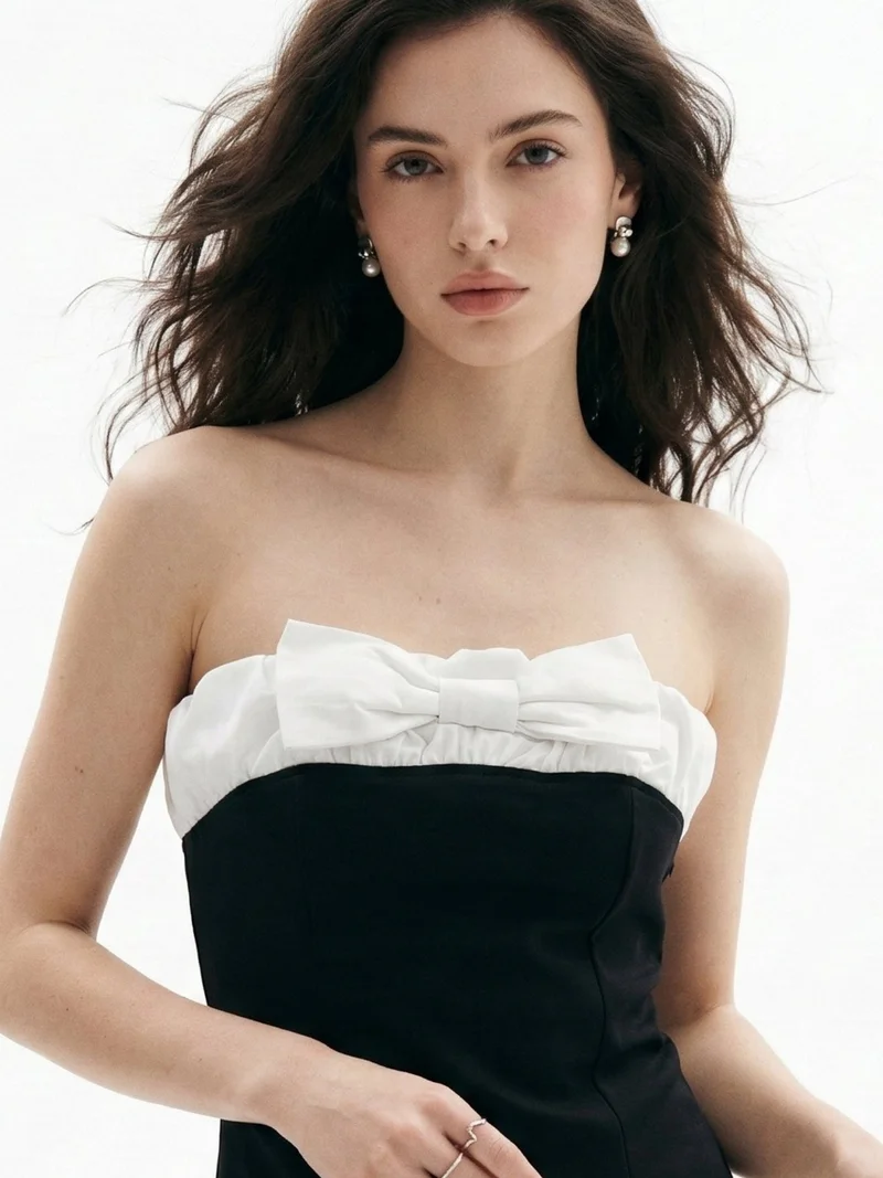 Black Contrast Toned Tibe Top With Bow