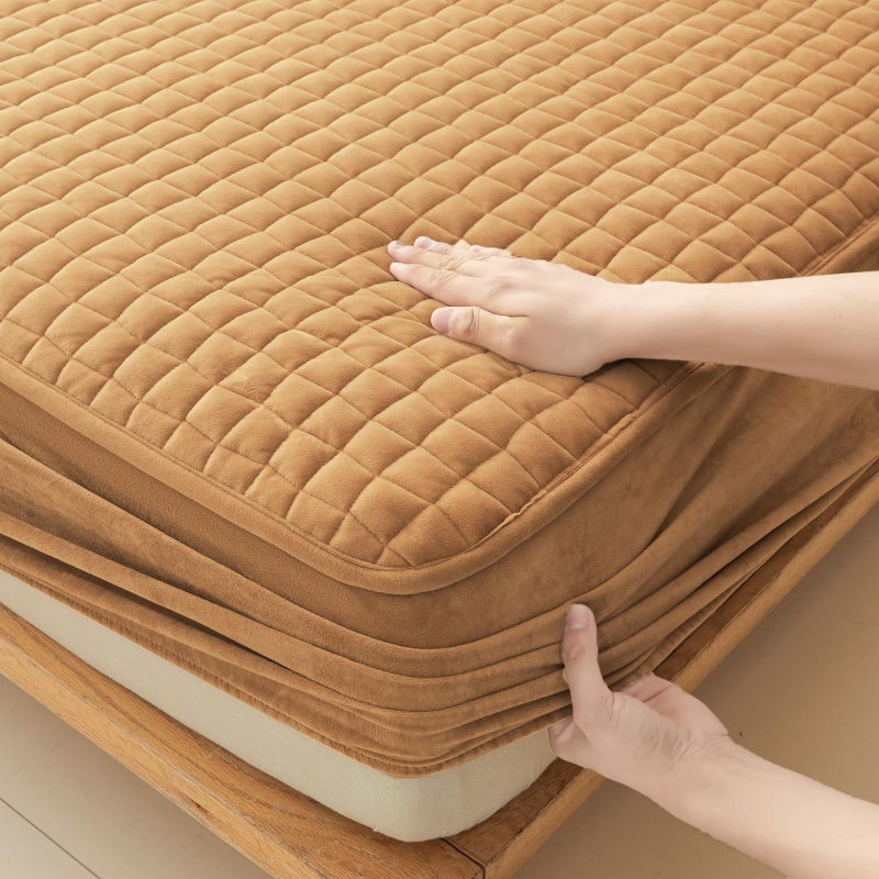 LweiPsqLin Quilted Flannel Fitted Sheets,Soft Flannel Fleece Mattress Top- Suitable for Fall and Winter,Fitted Deep Pocket Up to 15''. (Yellow, Twin) - Image 4