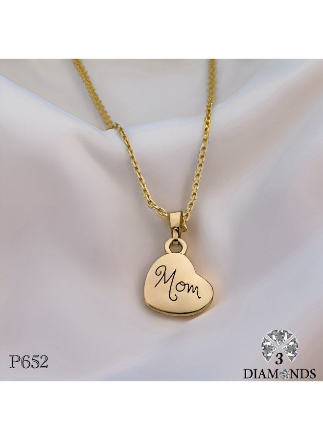 ثري دايموندز سلسلة قلب مطلية بالذهب من 3DIAMONDS بنقش "Mom" – هدية أنيقة للأم - Image 2