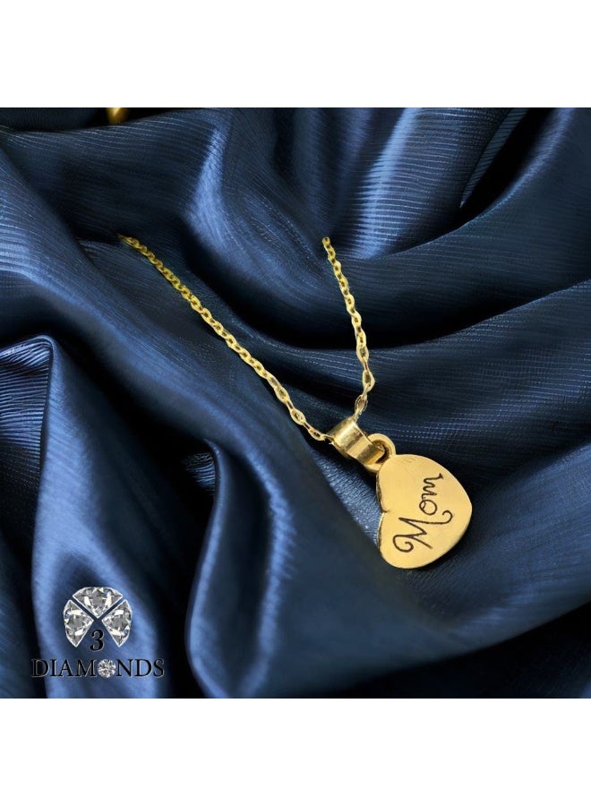 ثري دايموندز سلسلة قلب مطلية بالذهب من 3DIAMONDS بنقش "Mom" – هدية أنيقة للأم - Image 3