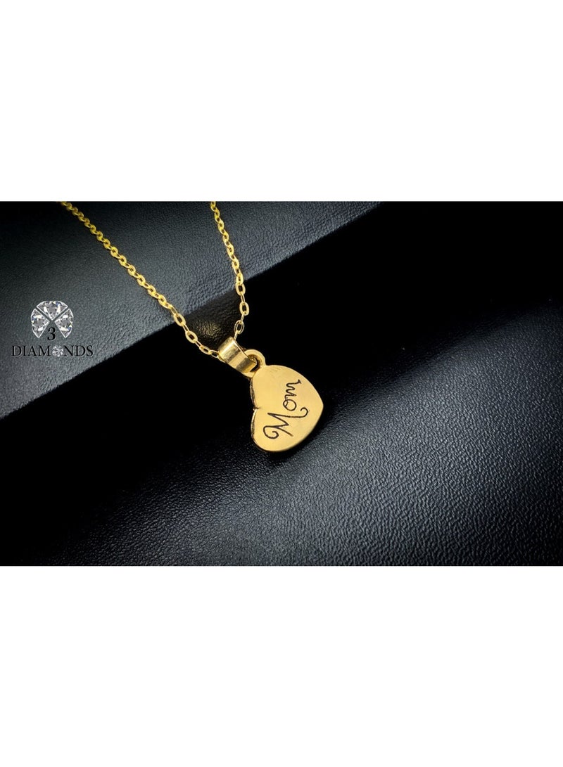 ثري دايموندز سلسلة قلب مطلية بالذهب من 3DIAMONDS بنقش "Mom" – هدية أنيقة للأم - Image 4