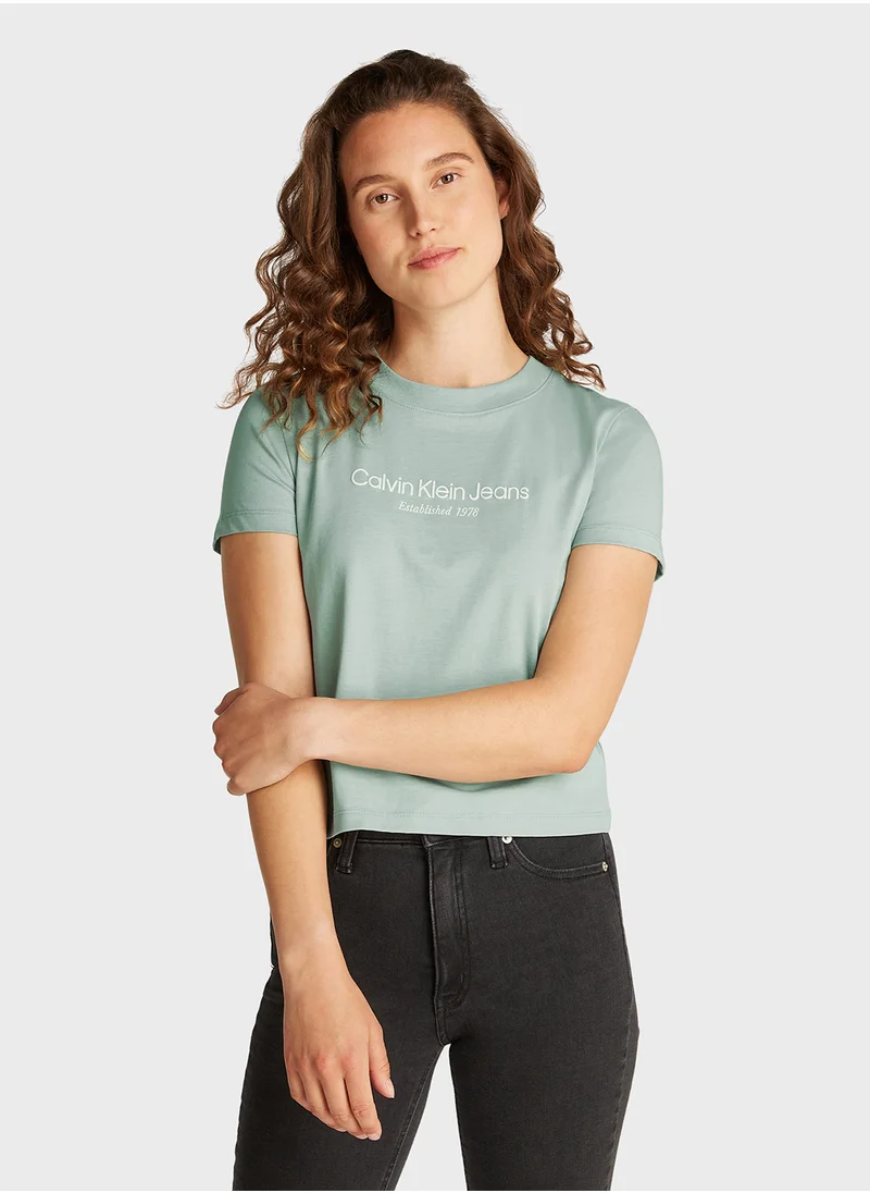 كالفن كلاين جينز Logo Graphic Baby Tee