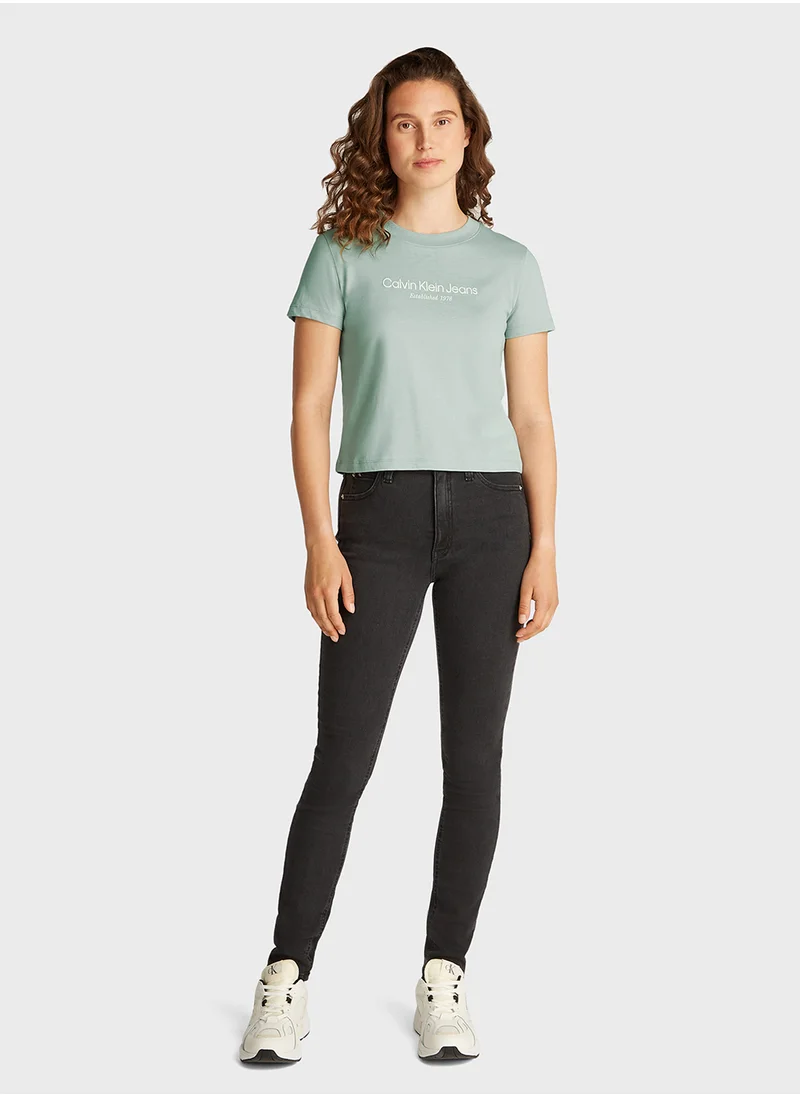 كالفن كلاين جينز Logo Graphic Baby Tee