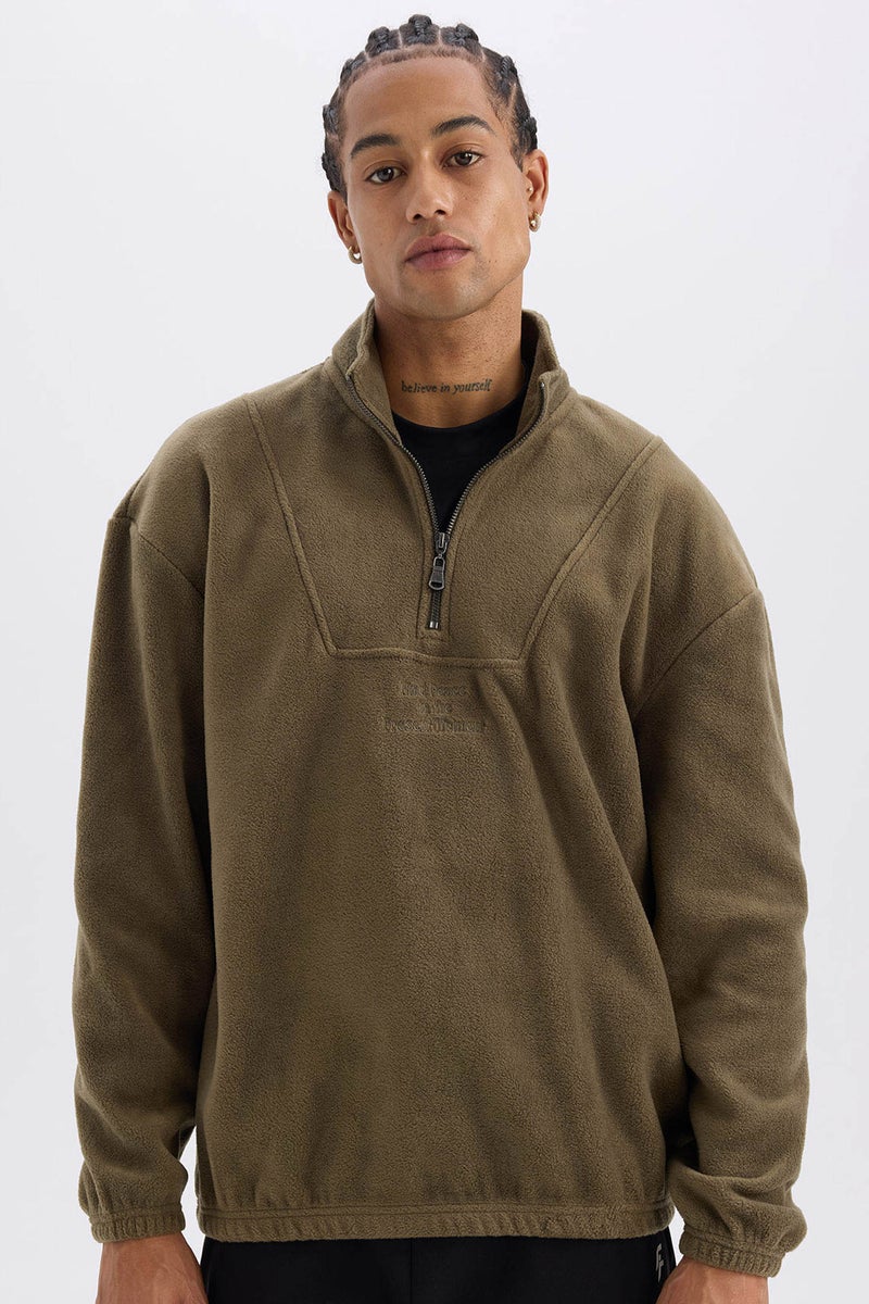 DeFacto Man Comfort Fit Printed Long Sleeve Sweatshirt  - Image 1