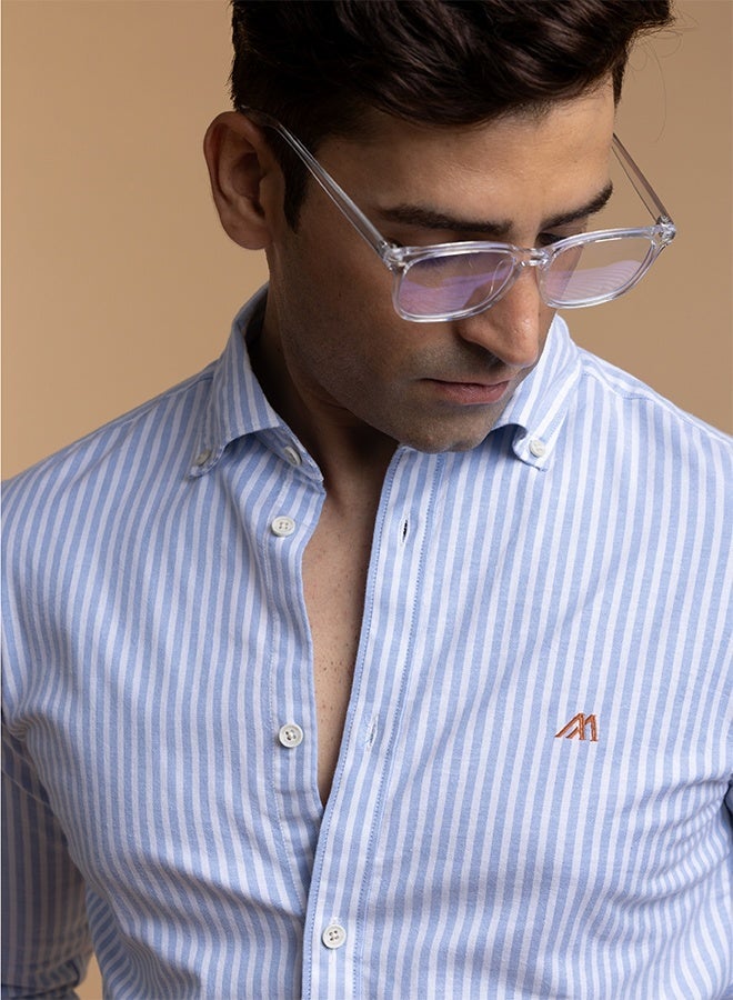 تكلف The Classic Stripe Blue Oxford Shirt with Timeless Smooth Weave - Image 2