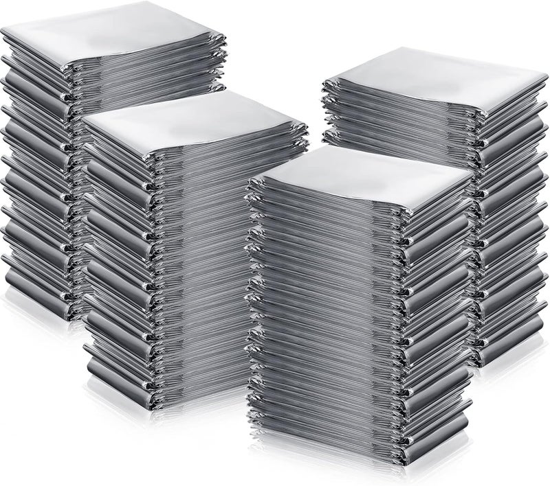 Macarrie 100 حزمة 2 حجم بطانيات حرارية فضية من مايلار للبقاء في الهواء الطلق للتخييم والمشي والإسعافات الأولية للبالغين والأطفال - Image 1