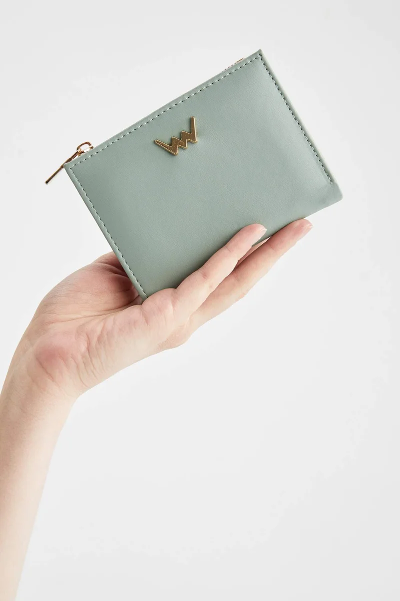 ديفاكتو Women's Sewing Pattern Faux Leather Wallet