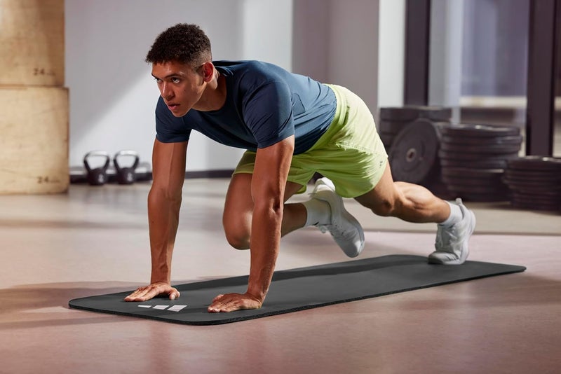 اديداس سجادة لياقة بدنية أديداس بسماكة 10 مم مع حزام حمل – مبطنة ومضادة للانزلاق لليوغا وتمارين الأرضية في المنزل والجيم – أسود - Image 5