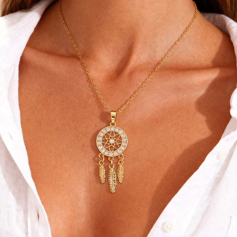 Micro-Set Zirconia Pendant Necklace - Butterfly & Heart Vintage Charm Collarbone Chain for Women