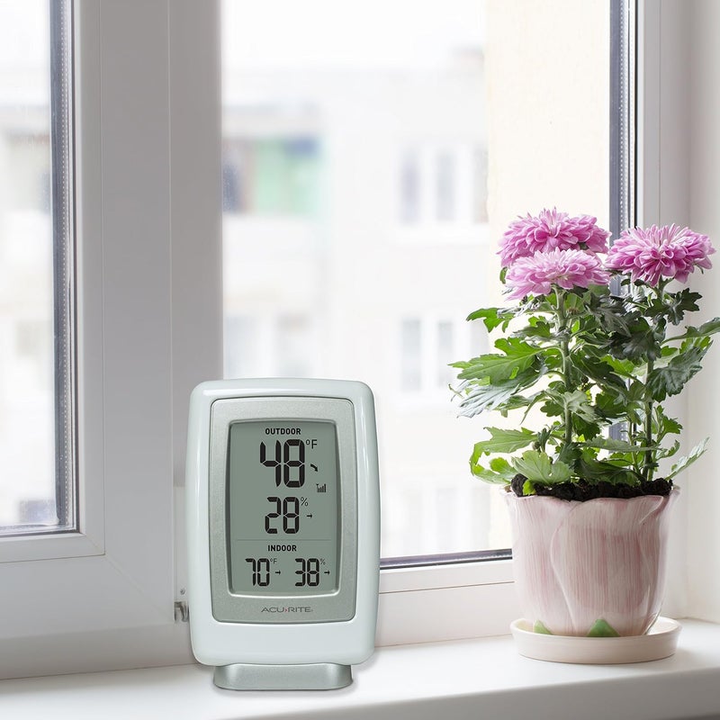 Acurite 00611 Indoor Outdoor Thermometer with Wireless Temperature Sensor & Hygrometer White Small - Image 2