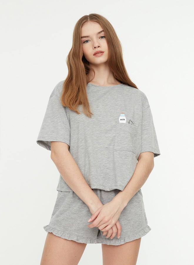 trendyol Gray Cotton Printed T-shirt-Shorts Knitted Pajama Set THMSS22PT0422 - Image 2