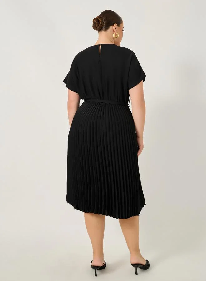 Styli Pleated Maxi Dress
