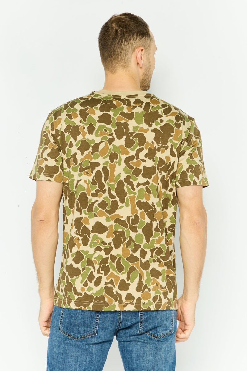 GAP تي شيرت رجالي بأكمام قصيرة وياقة دائرية بنقشة حيوانات، زيتوني - Image 2