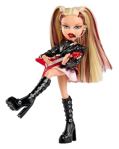 Bratz Pop Starz Cloe Fashion Doll with Accessories and Charm - Image 5