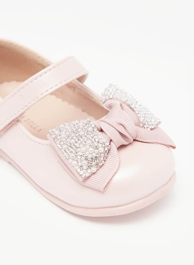 فلورا بيلا من شو إكسبرس Girls Bow Accent Booties With Hook And Loop Closure
