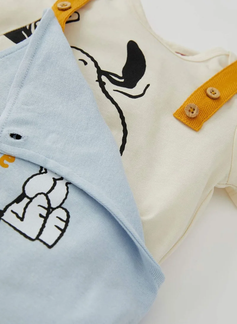 DeFacto Short Sleeve Snoopy Printed T-Shirt & Dungarees