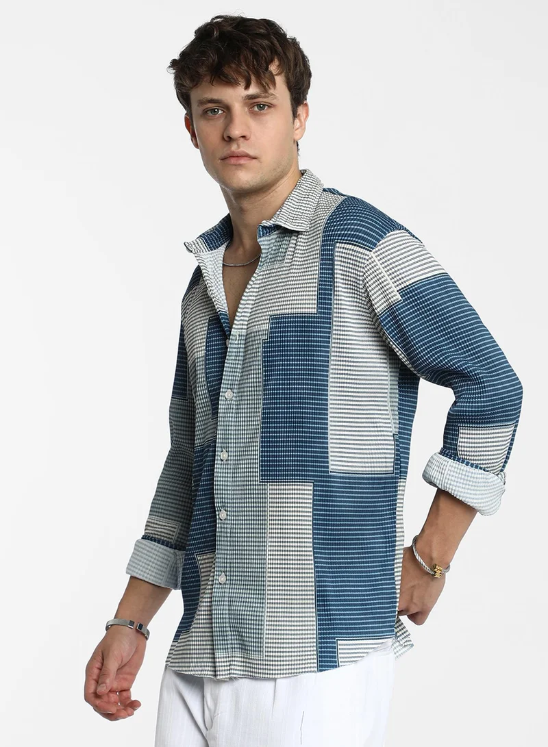 Campus Sutra Men's Cloud Grey & Lapis Blue Retro-Pleat Shirt