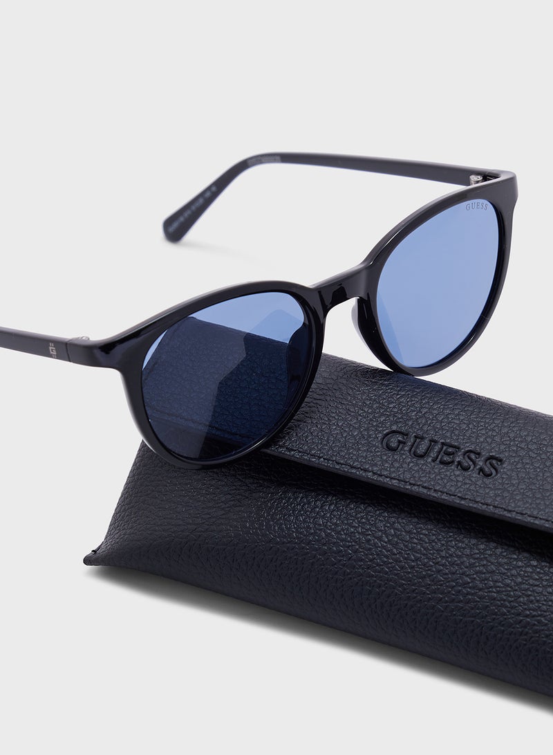 GUESS Uv Protected Round Sunglasses - Image 4