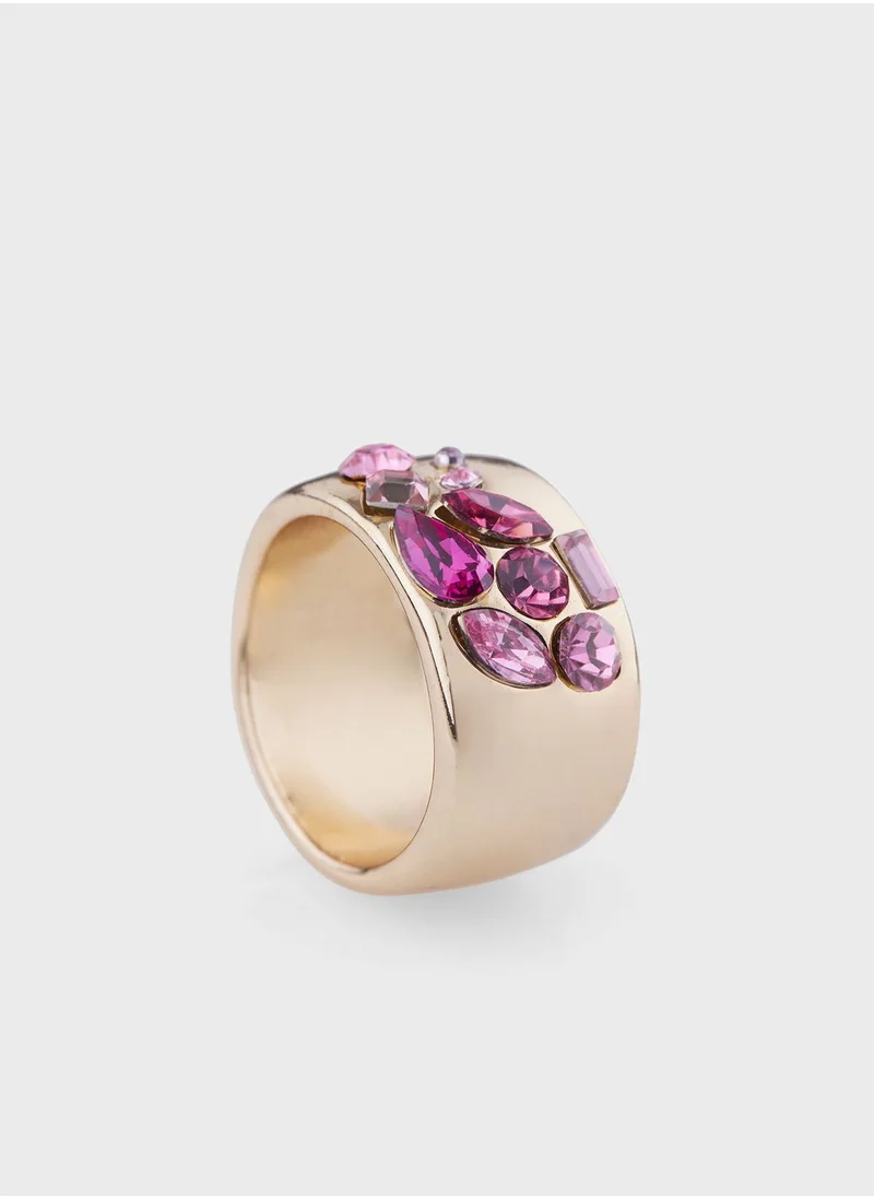 ايلا ليمتد اديشن Embedded Stone Ring