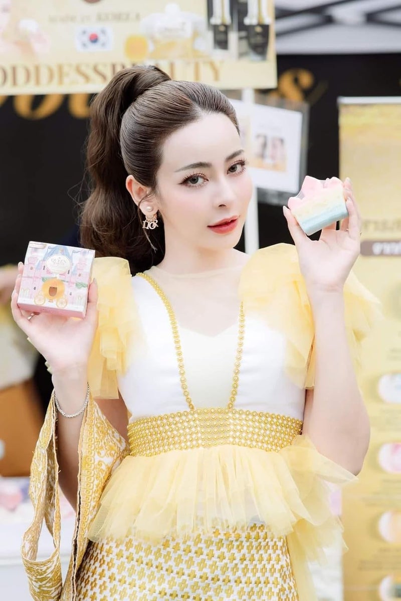 HANI PO goddess beauty queen of gluta white gluta 24k gold pure aura soap ingredients from korea 80g pack of 1 thailand productBeauty soap for women girls bathing soap for women men Soap for girls soap for women imported white soap Natural made soap for gitrls women - Image 4