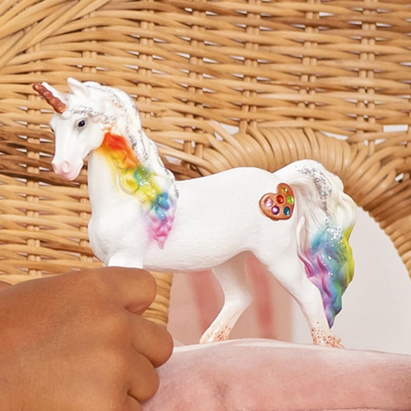 Schleich bayala Mythical Rainbow Love Unicorn Mare Figurine - Featuring Glittery Decorated Details and with Shiny Spiral Horn, Imaginative Fun and Durable Toy for Girls and Boys, Gift for Kids Ages 5+ - Image 2