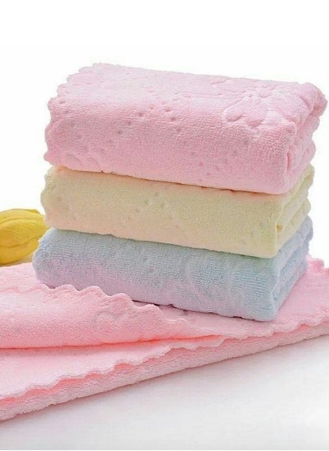 "Set of 5 Ultra-Absorbent Microfiber Towels for Reuse - Microfiber Towel for Hair, Face, Kids, Kitchen, and Bathroom, Size 30x30 cm - Ideal Towel for Car Washing, Microfiber Cleaning Towels for Screens and Windows, Drying and Polishing - Five Random Color Pieces"