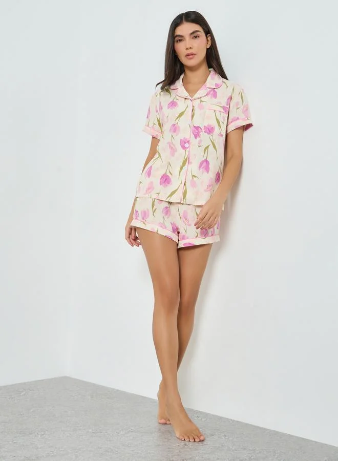 تايك تو مجموعة من شورت وبلوزة بأكمام قصيرة وطبعة زهور