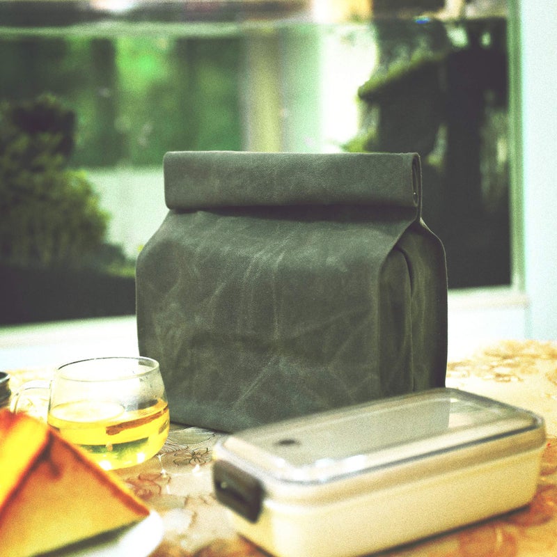 Kaaltisy Heavy Duty 16oz Waxed Canvas Lunch Bag, Foldable Lunch Box with Hook & Loop, Reusable Meal Holder for Men Women - Army Green - Hard Feel - Image 4