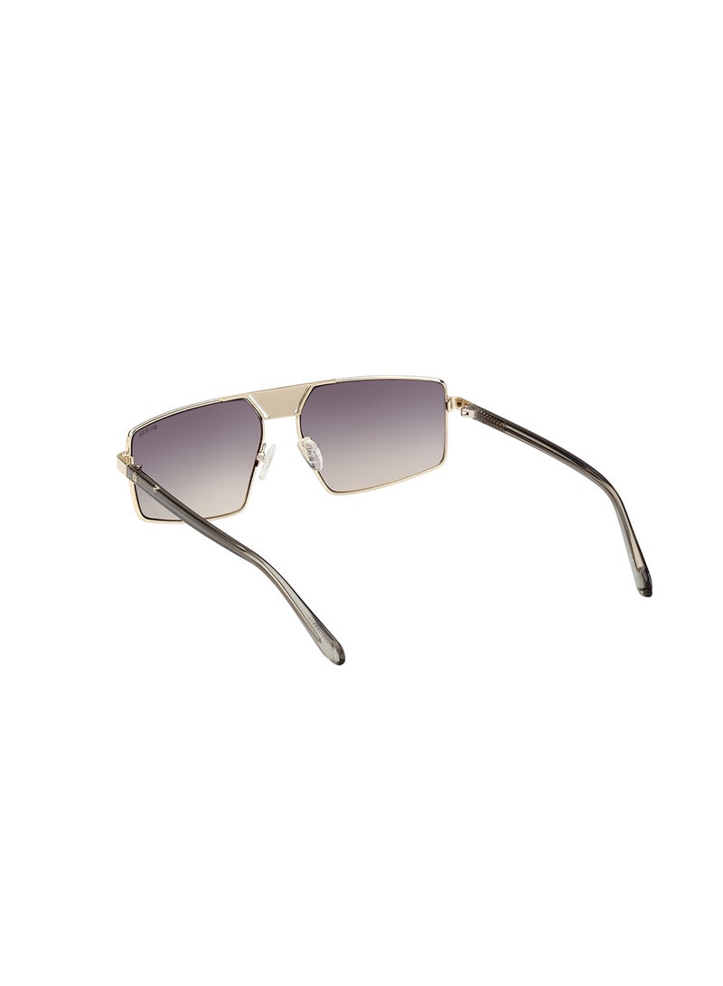 GUESS Men's UV Protection Navigator Sunglasses - GU0008732P60 - Lens Size: 60 Mm  - Image 3