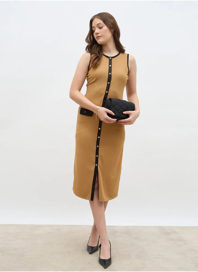 ستايلي Styli Women Beige Contrast Trim Sleeveless Sheath Midi Dress with Button Front